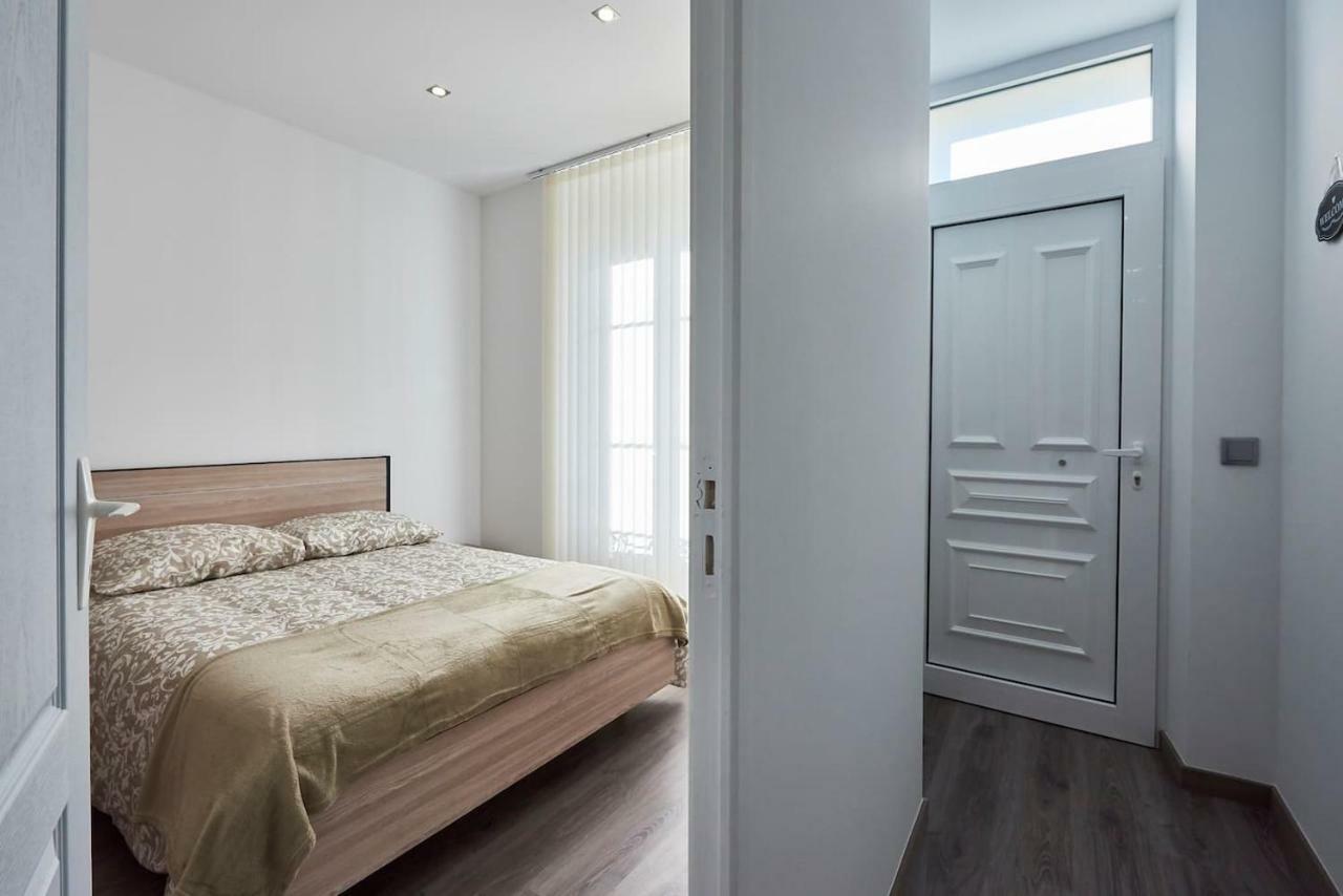 A L'Ombre Du Pin "1" - Ground-Floor T3 Near Disneyland And Paris, 1-6 Guests Le Pin  외부 사진
